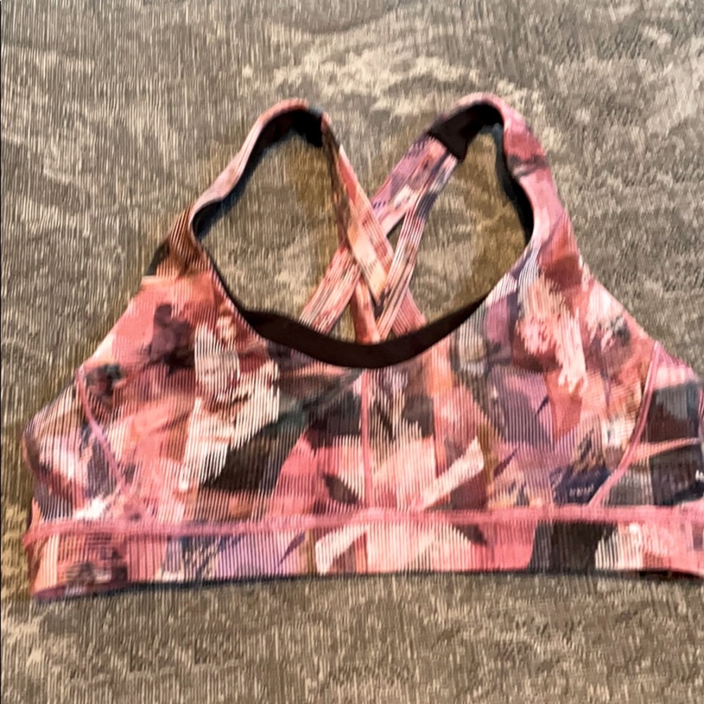 Lululemon stash bra size 8